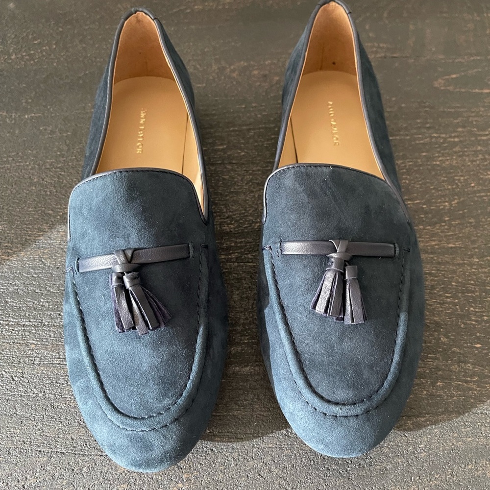 Ann Taylor Suede Tassel Loafers, Night Sky, Size 8.